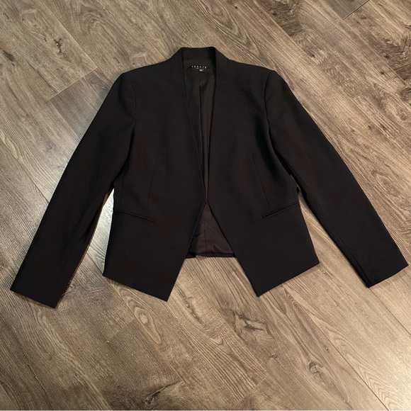 Theory Blazer Lanai Urban open front - Picture 2 of 12